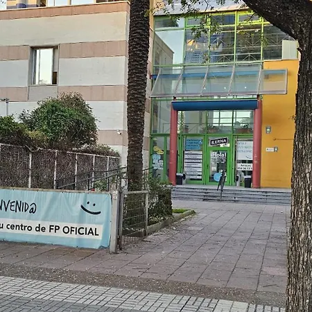 Particular Con Bano Privado *